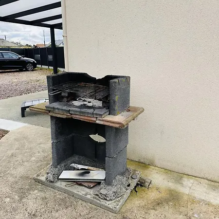 - Meuvaines - Maison Bord De - Jardin - 100m 阿内勒