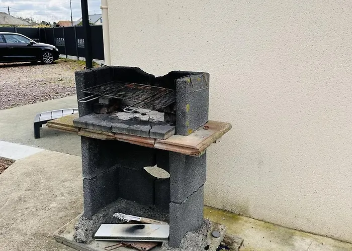 - Meuvaines - Maison Bord De - Jardin - 100m 阿内勒